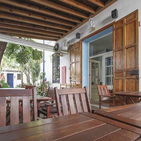 Hostal Las Acacias Малага Екстер'єр фото