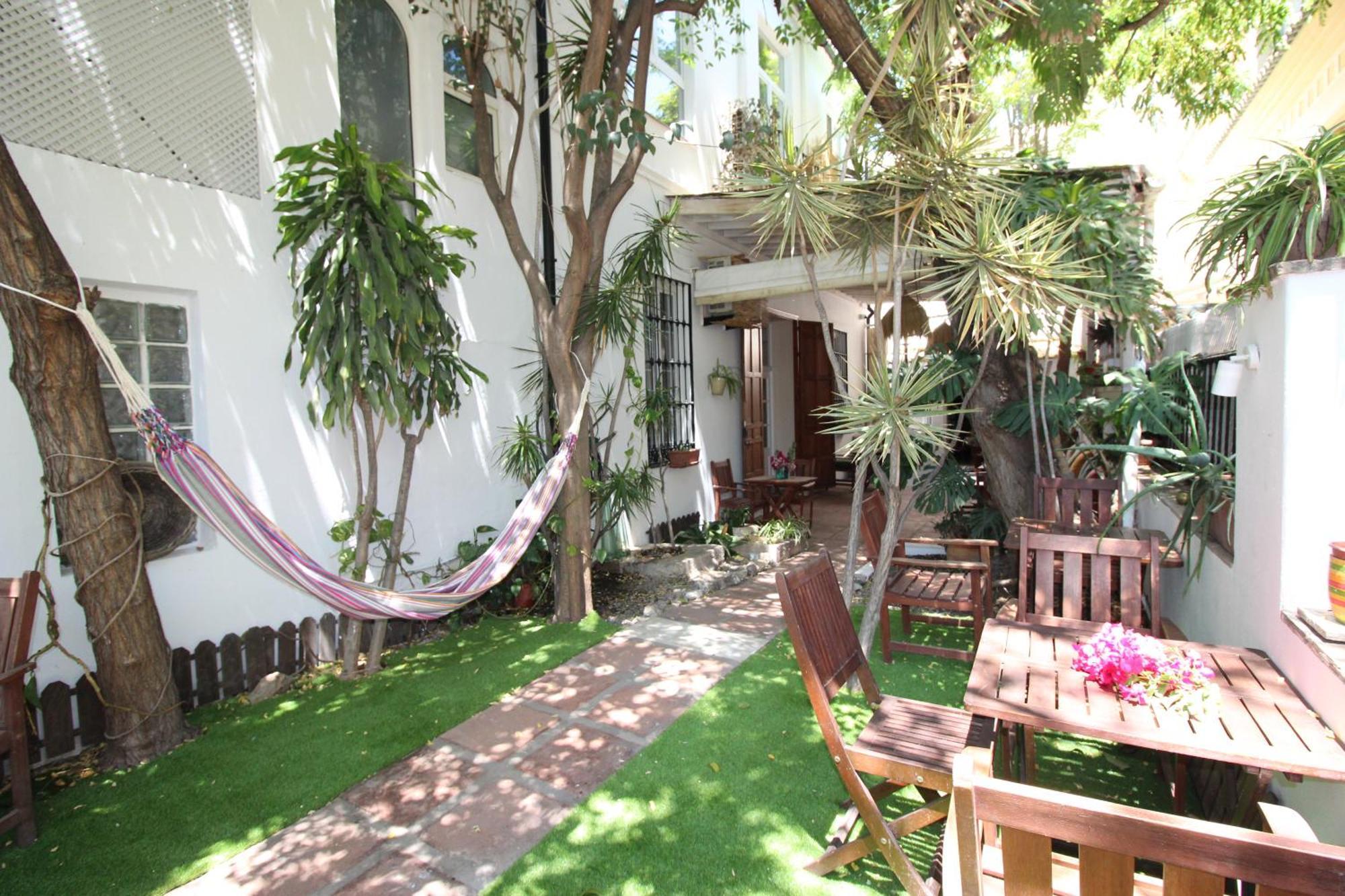 Hostal Las Acacias Малага Екстер'єр фото