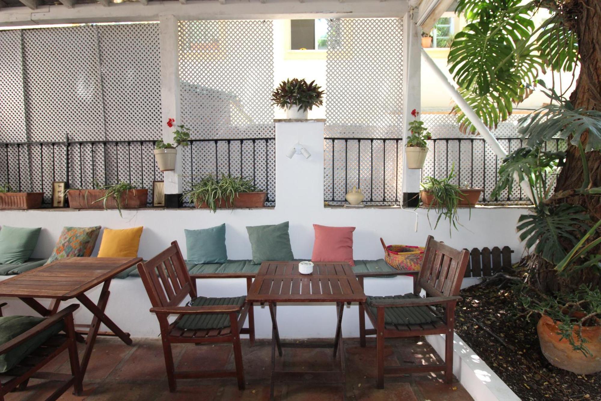 Hostal Las Acacias Малага Екстер'єр фото