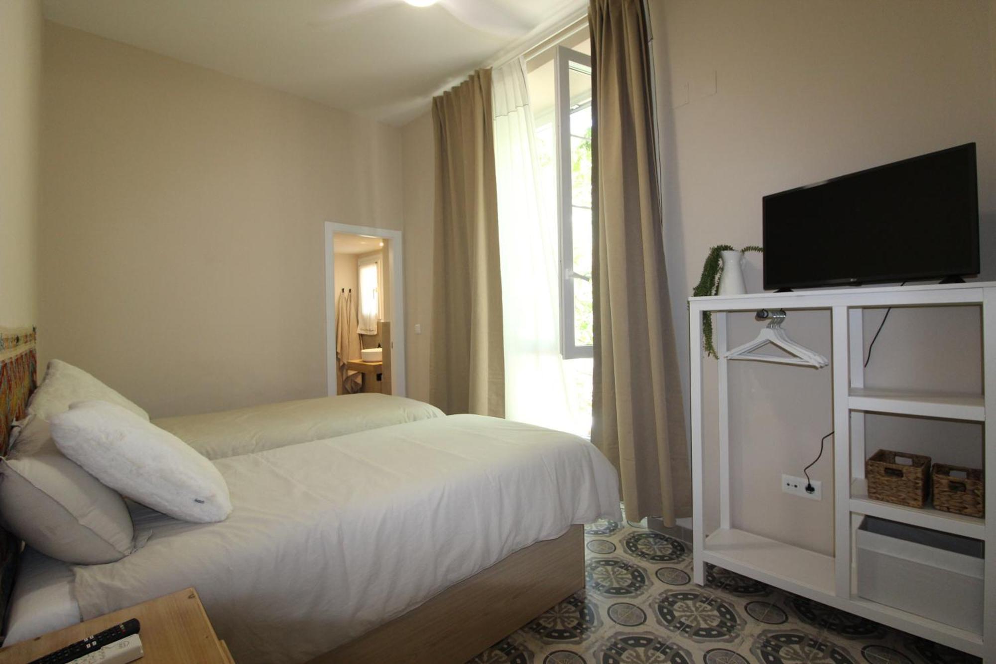 Hostal Las Acacias Малага Екстер'єр фото