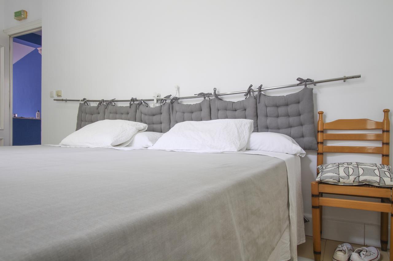 Hostal Las Acacias Малага Екстер'єр фото