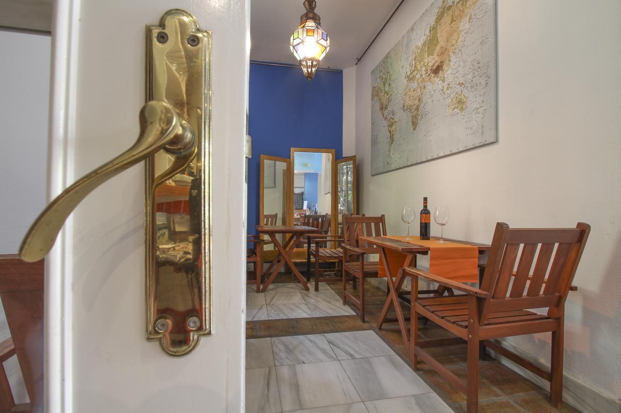 Hostal Las Acacias Малага Екстер'єр фото