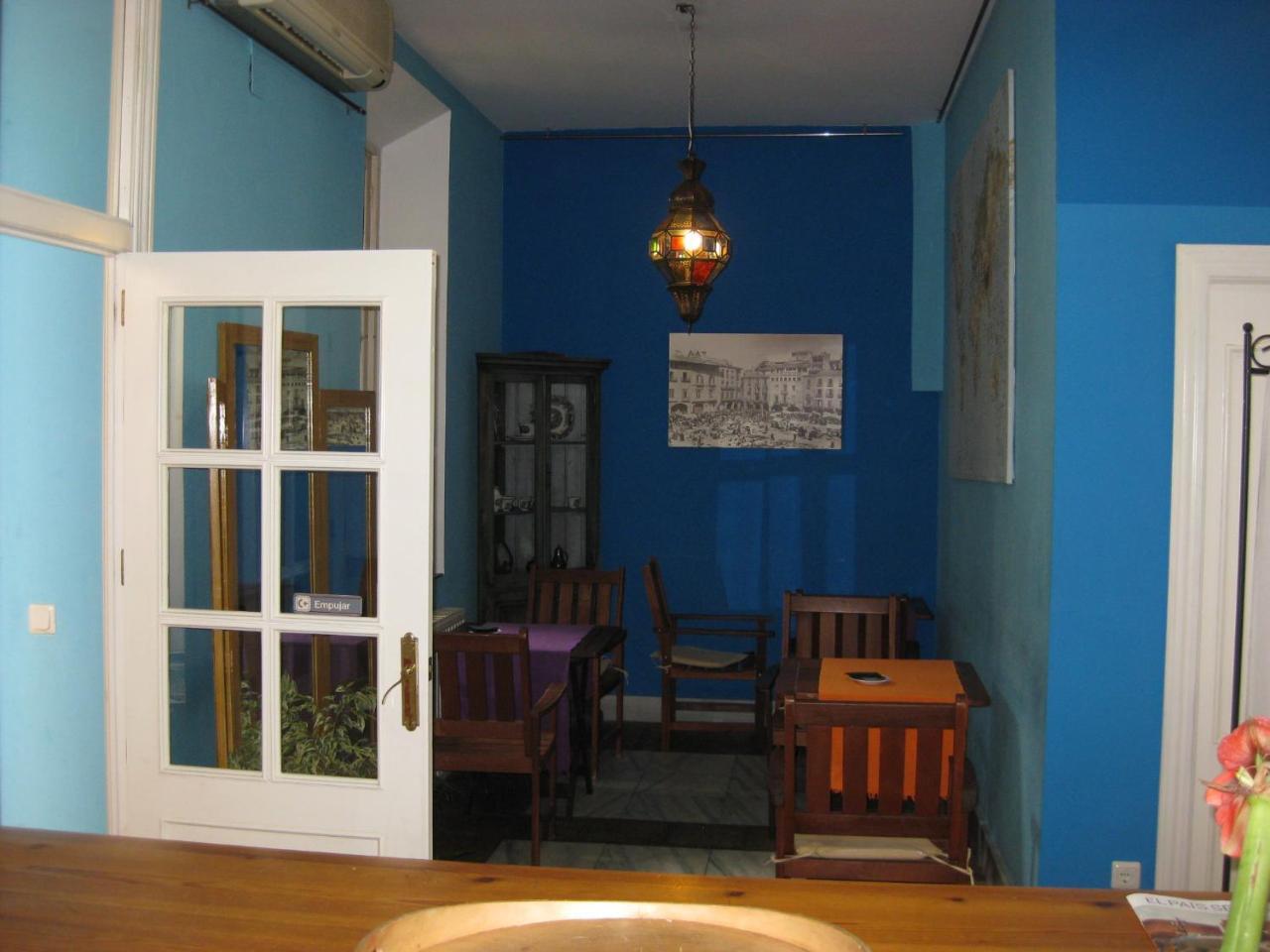 Hostal Las Acacias Малага Екстер'єр фото